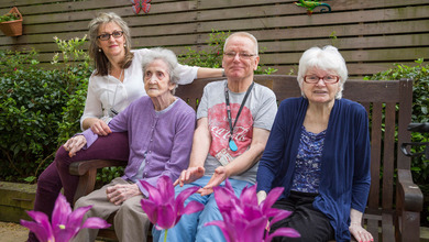 Leonora members