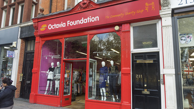 Octavia Brompton Rd Charity Shop 81OCT 150917 0672